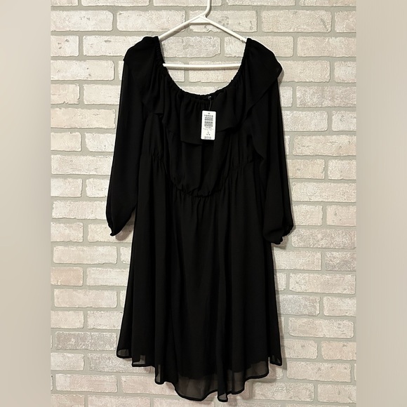 Torrid Mini Chiffon Off-Shoulder Skater Dress Size 1 BNWT - Picture 2 of 4